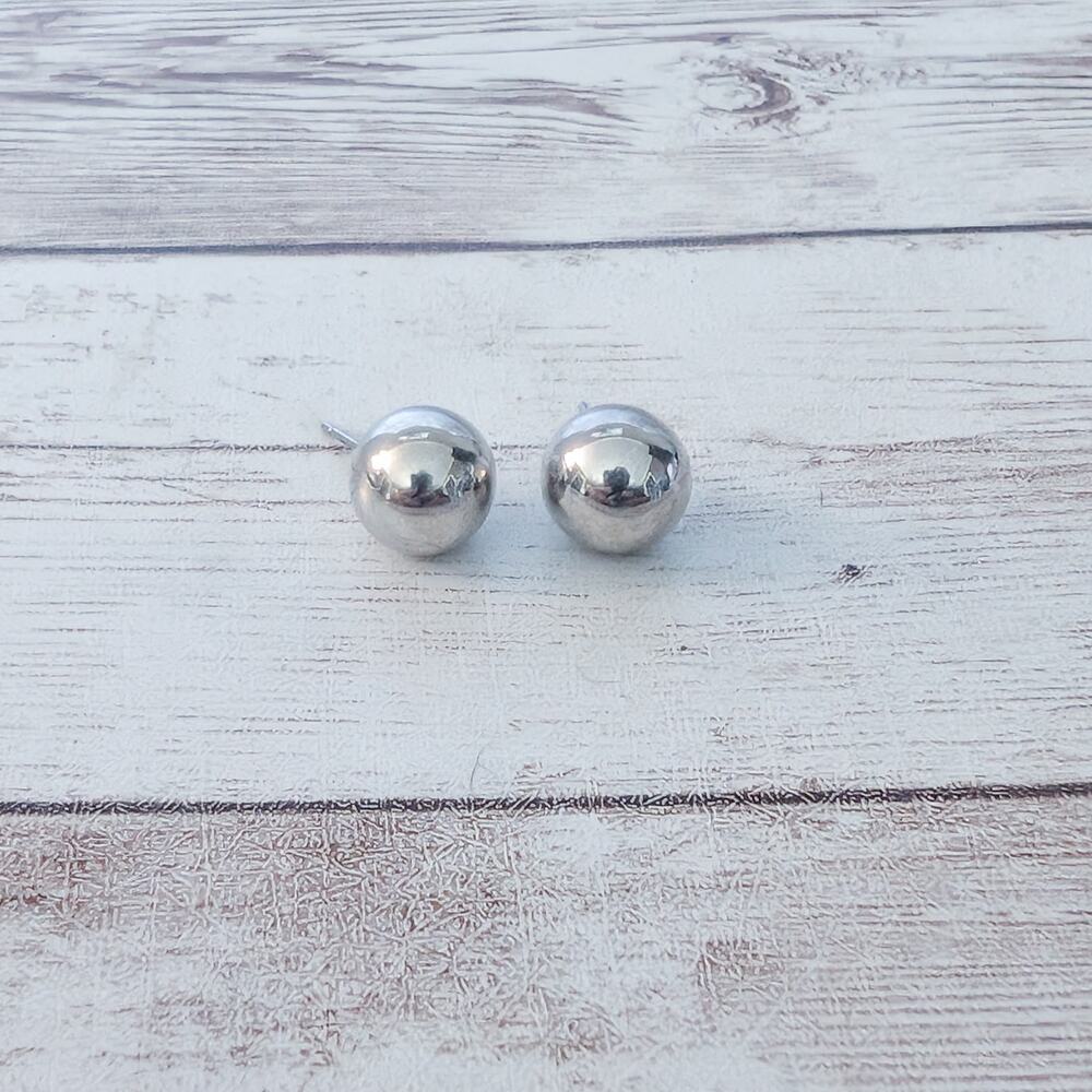 Vintage Stud Earrings Silver Tone Ball 3/8"